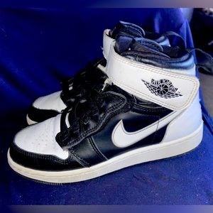 Jordan 1s kids